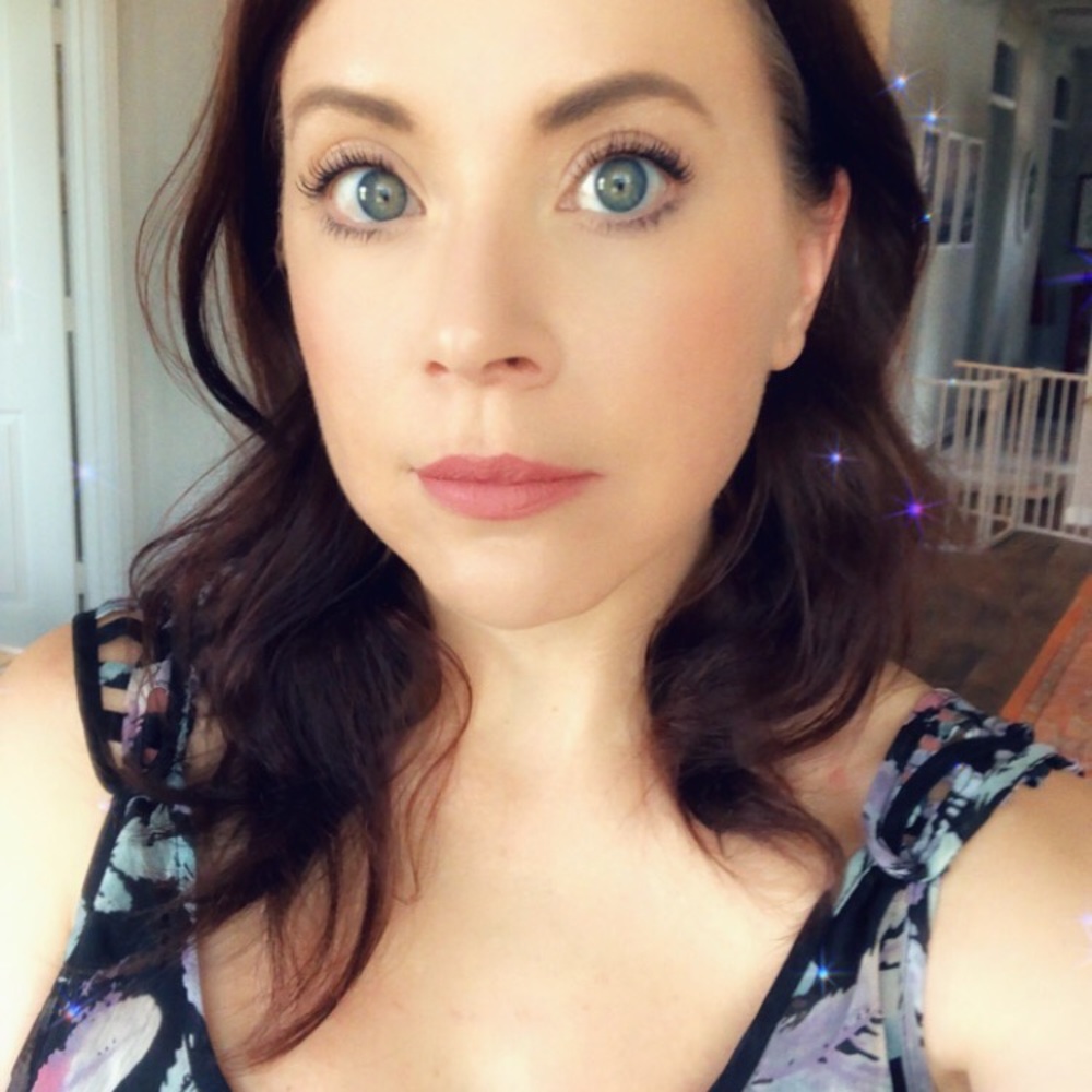 Meet your Posher, Andrea